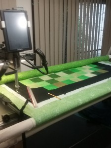longarm with quilt (1)